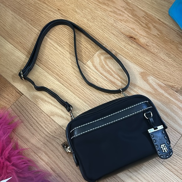 Tommy hilfiger crossbody, shoulder, belt bag - Picture 7 of 7